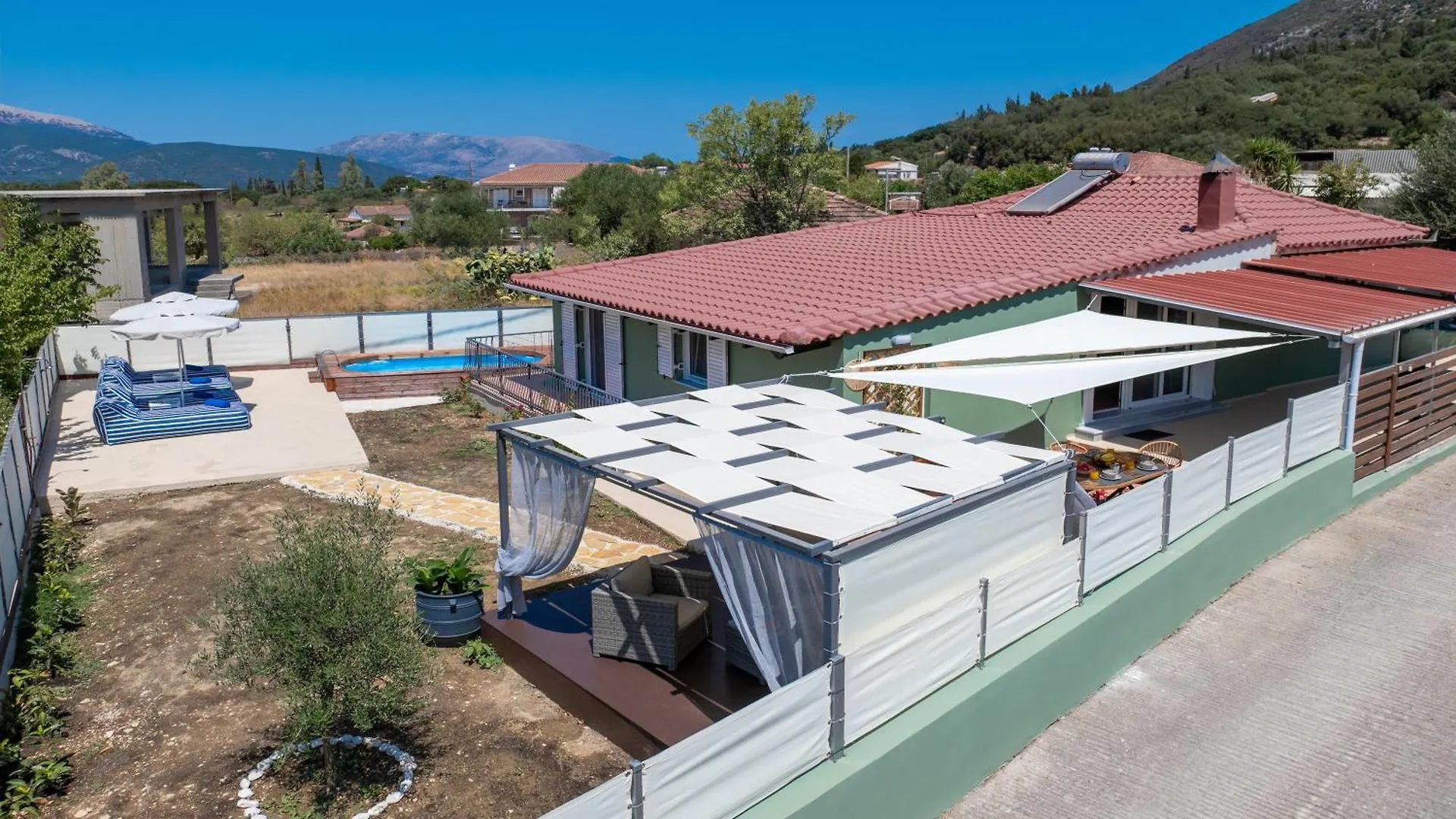 Villa Home Plousia Grizata